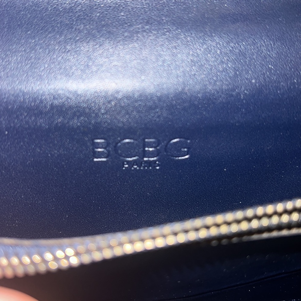 BCBG Wallet NWT - Picture 7 of 7